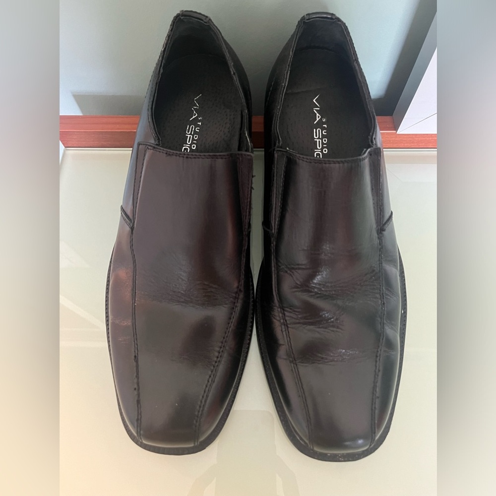 Men’s Via Spiga slip on shoes
